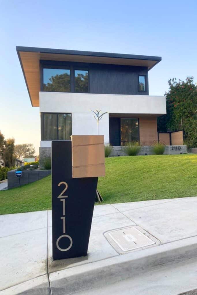 Custom Stainless Steel Mailbox